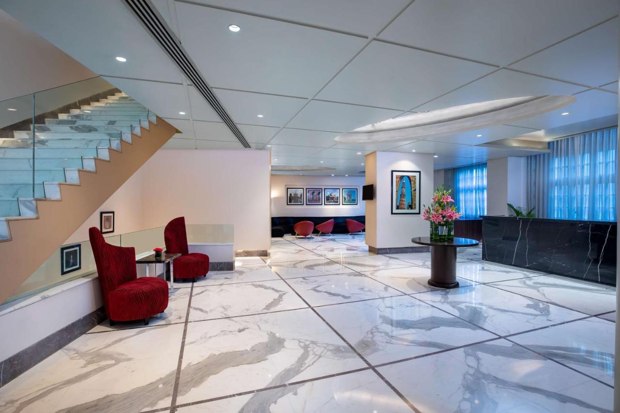 Radisson Blu Marina Hotel Connaught Place Нью-Дели Экстерьер фото