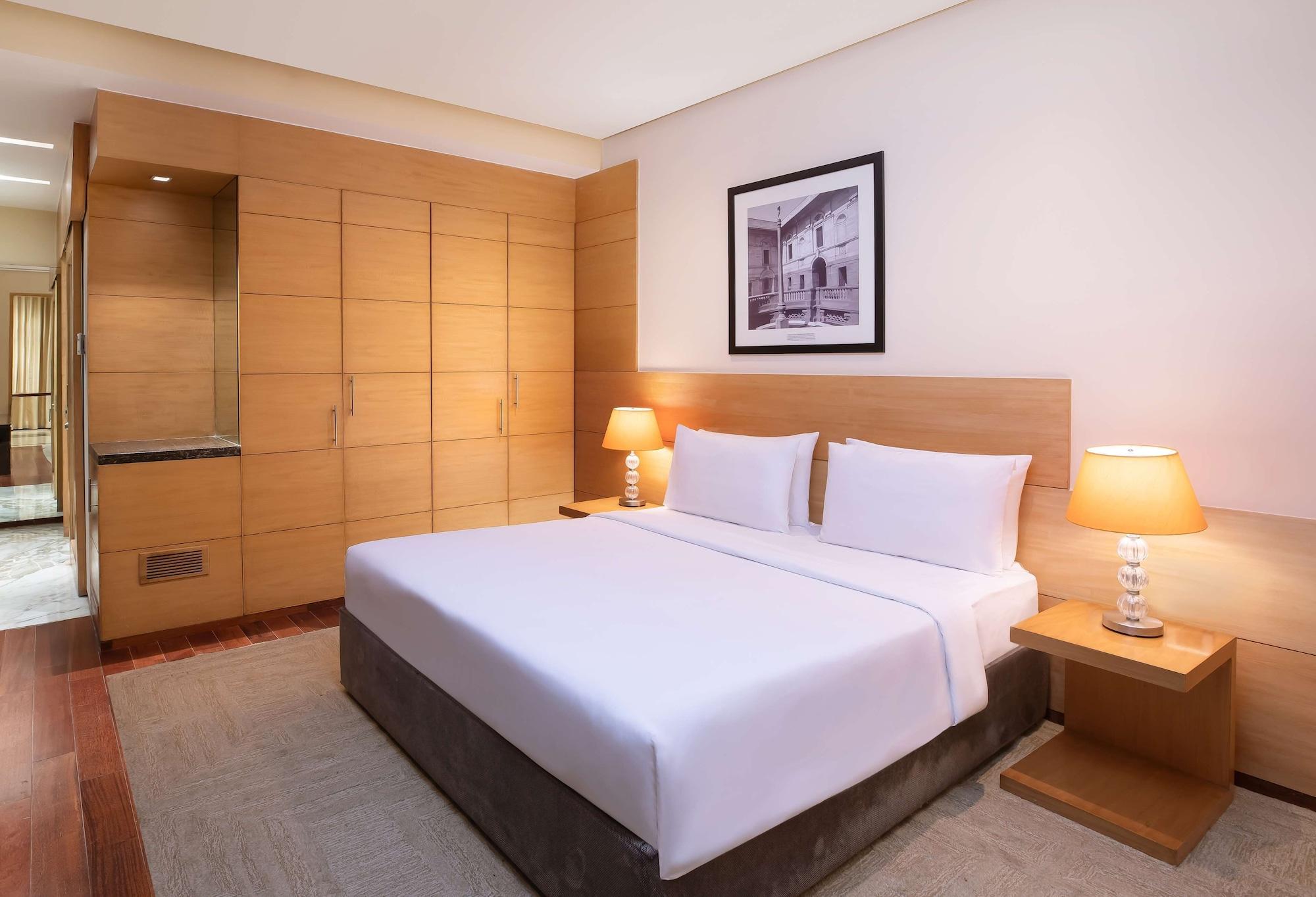 Radisson Blu Marina Hotel Connaught Place Нью-Дели Экстерьер фото
