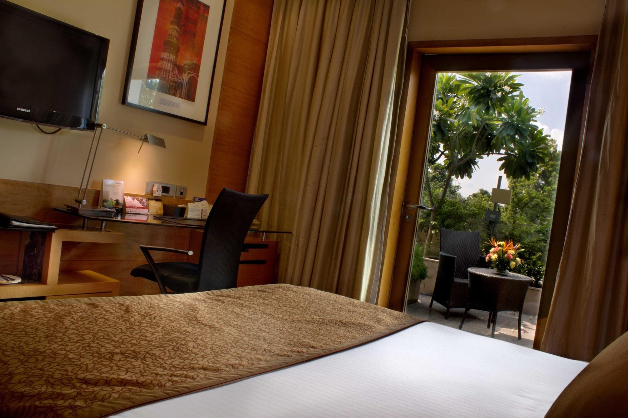 Radisson Blu Marina Hotel Connaught Place Нью-Дели Экстерьер фото