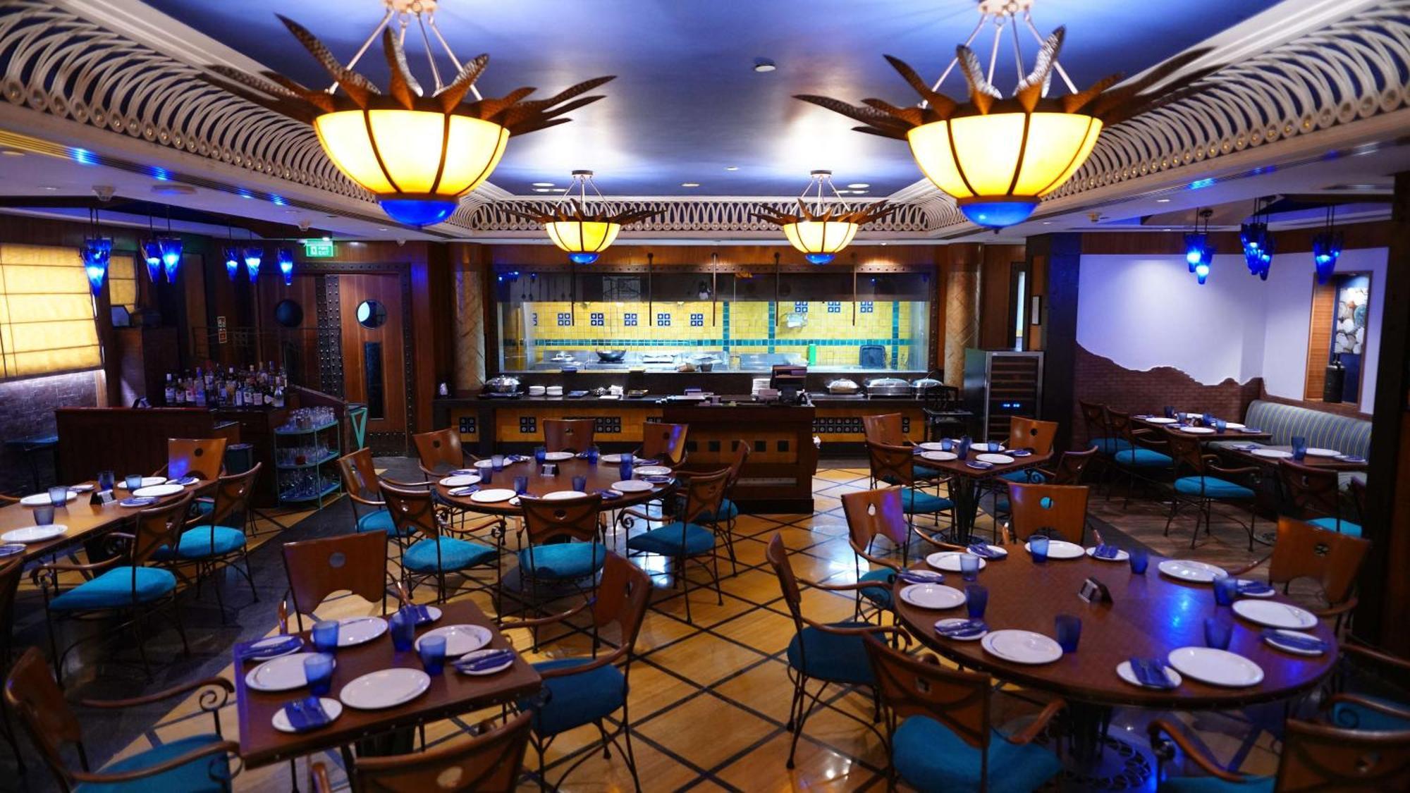Radisson Blu Marina Hotel Connaught Place Нью-Дели Экстерьер фото
