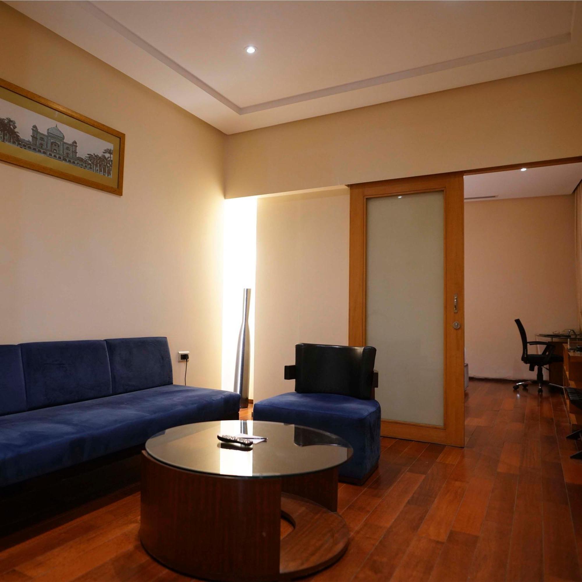 Radisson Blu Marina Hotel Connaught Place Нью-Дели Экстерьер фото