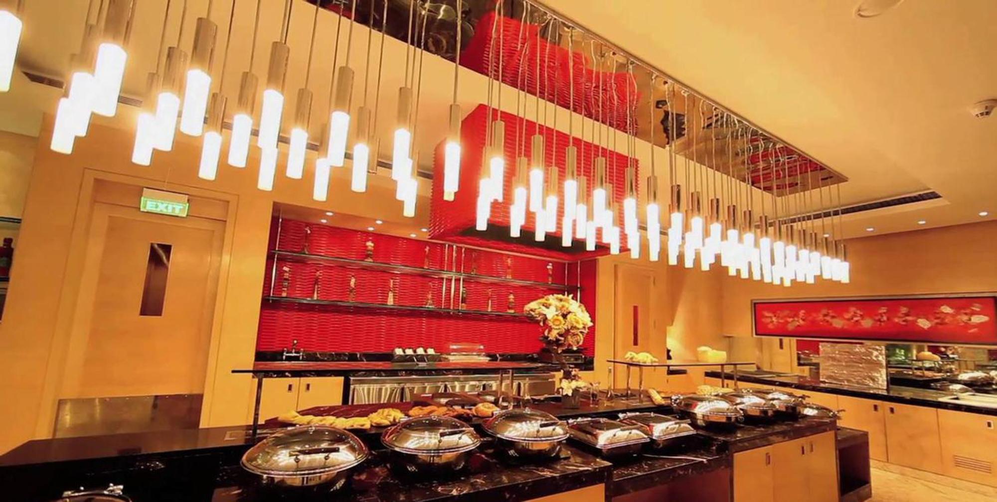 Radisson Blu Marina Hotel Connaught Place Нью-Дели Ресторан фото