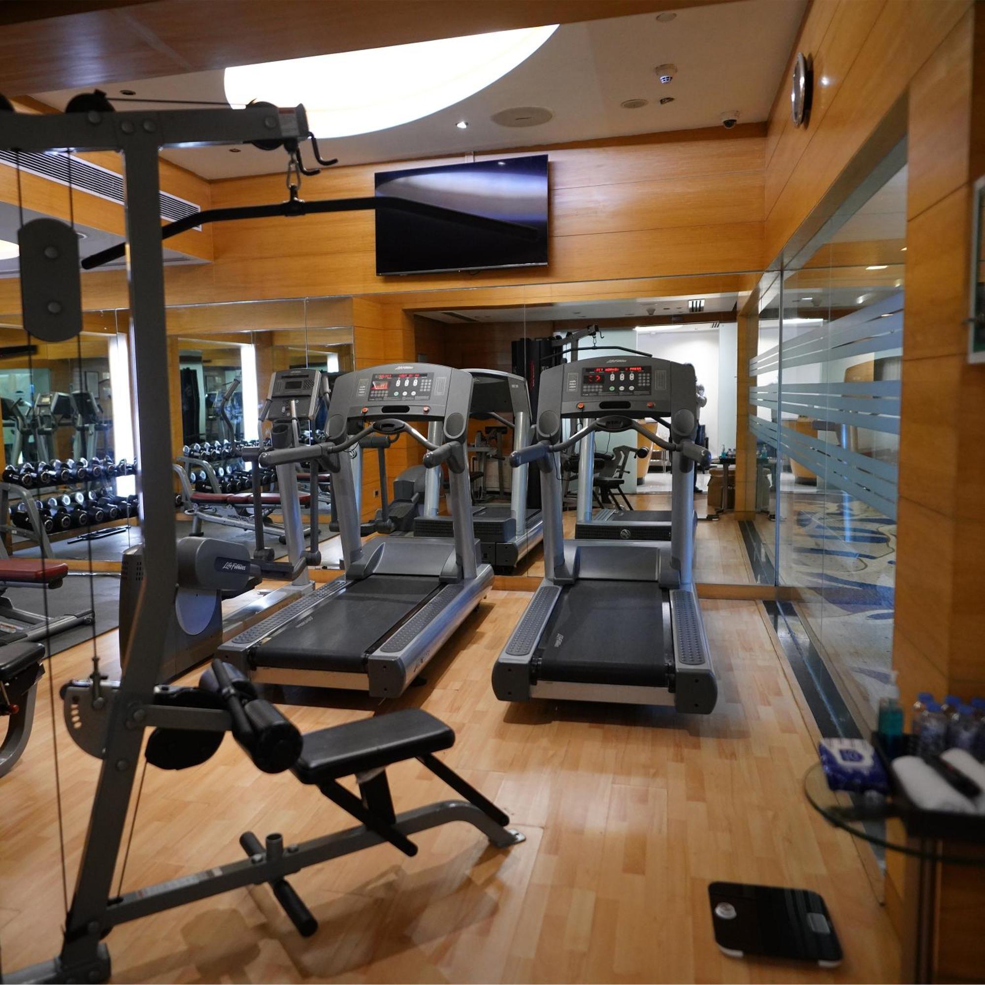 Radisson Blu Marina Hotel Connaught Place Нью-Дели Экстерьер фото