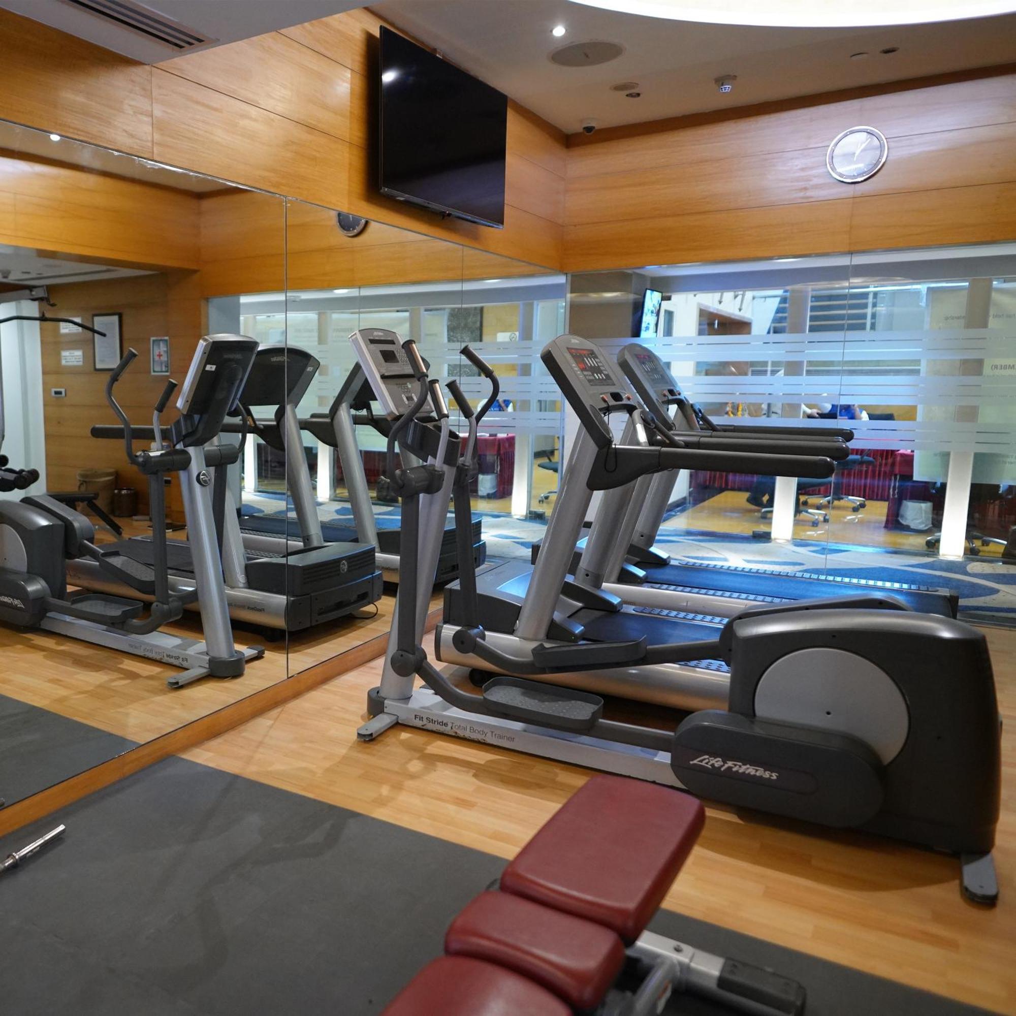 Radisson Blu Marina Hotel Connaught Place Нью-Дели Экстерьер фото