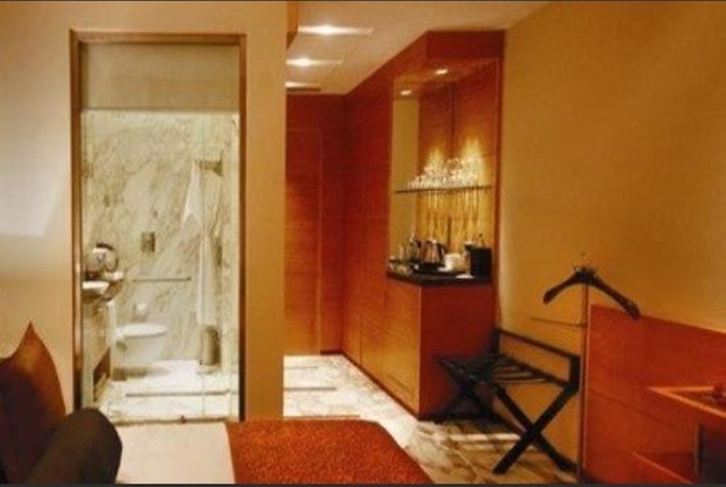 Radisson Blu Marina Hotel Connaught Place Нью-Дели Номер фото