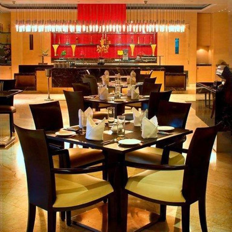Radisson Blu Marina Hotel Connaught Place Нью-Дели Экстерьер фото