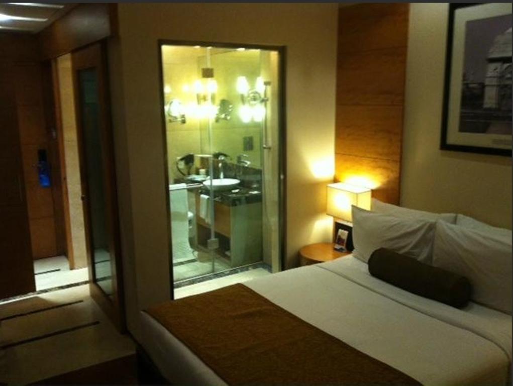 Radisson Blu Marina Hotel Connaught Place Нью-Дели Экстерьер фото