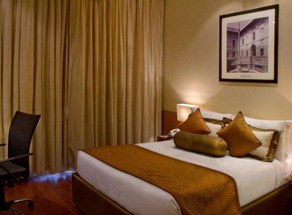 Radisson Blu Marina Hotel Connaught Place Нью-Дели Номер фото