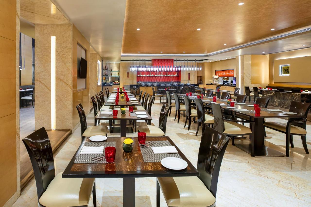 Radisson Blu Marina Hotel Connaught Place Нью-Дели Экстерьер фото