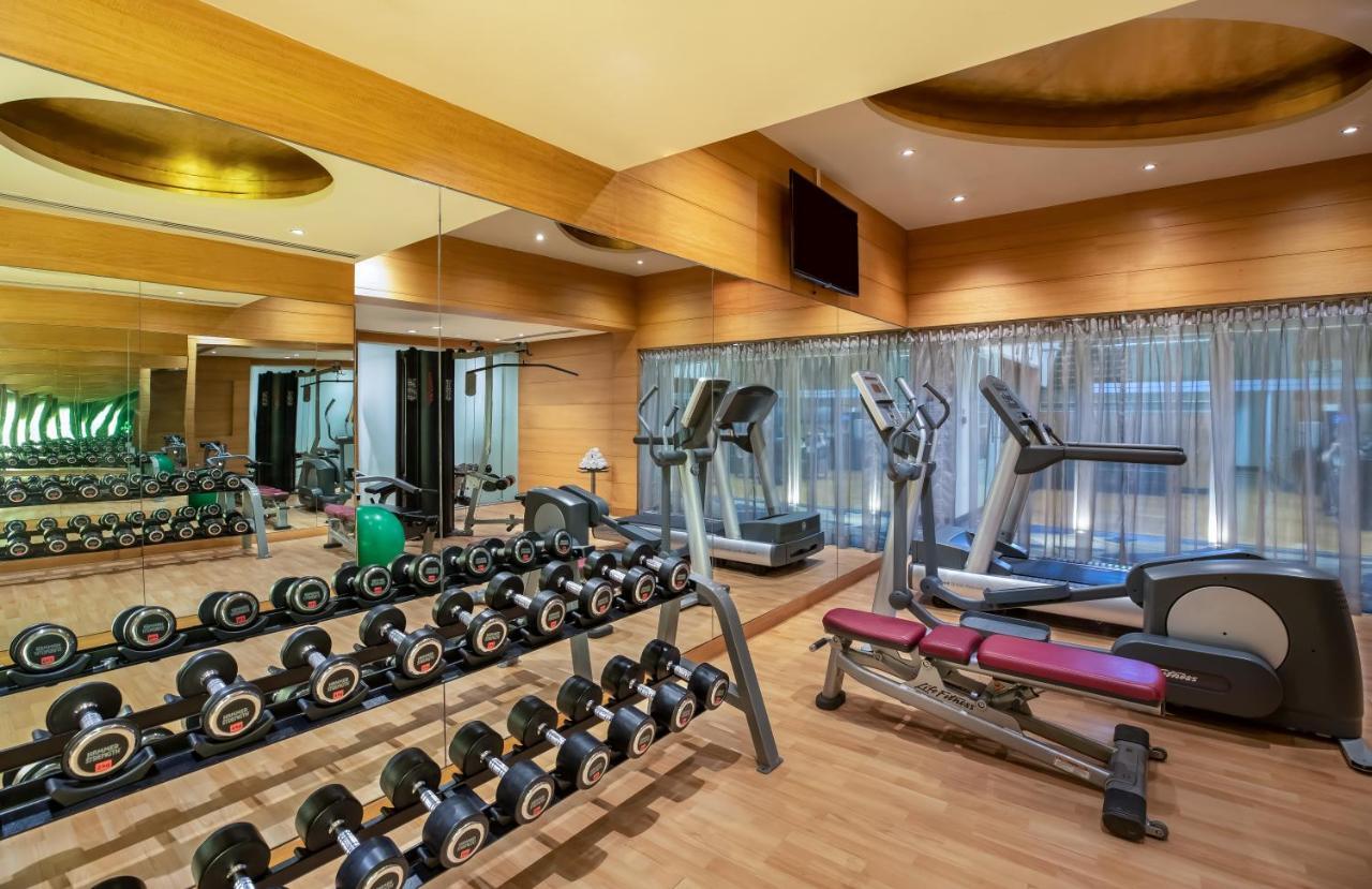 Radisson Blu Marina Hotel Connaught Place Нью-Дели Экстерьер фото